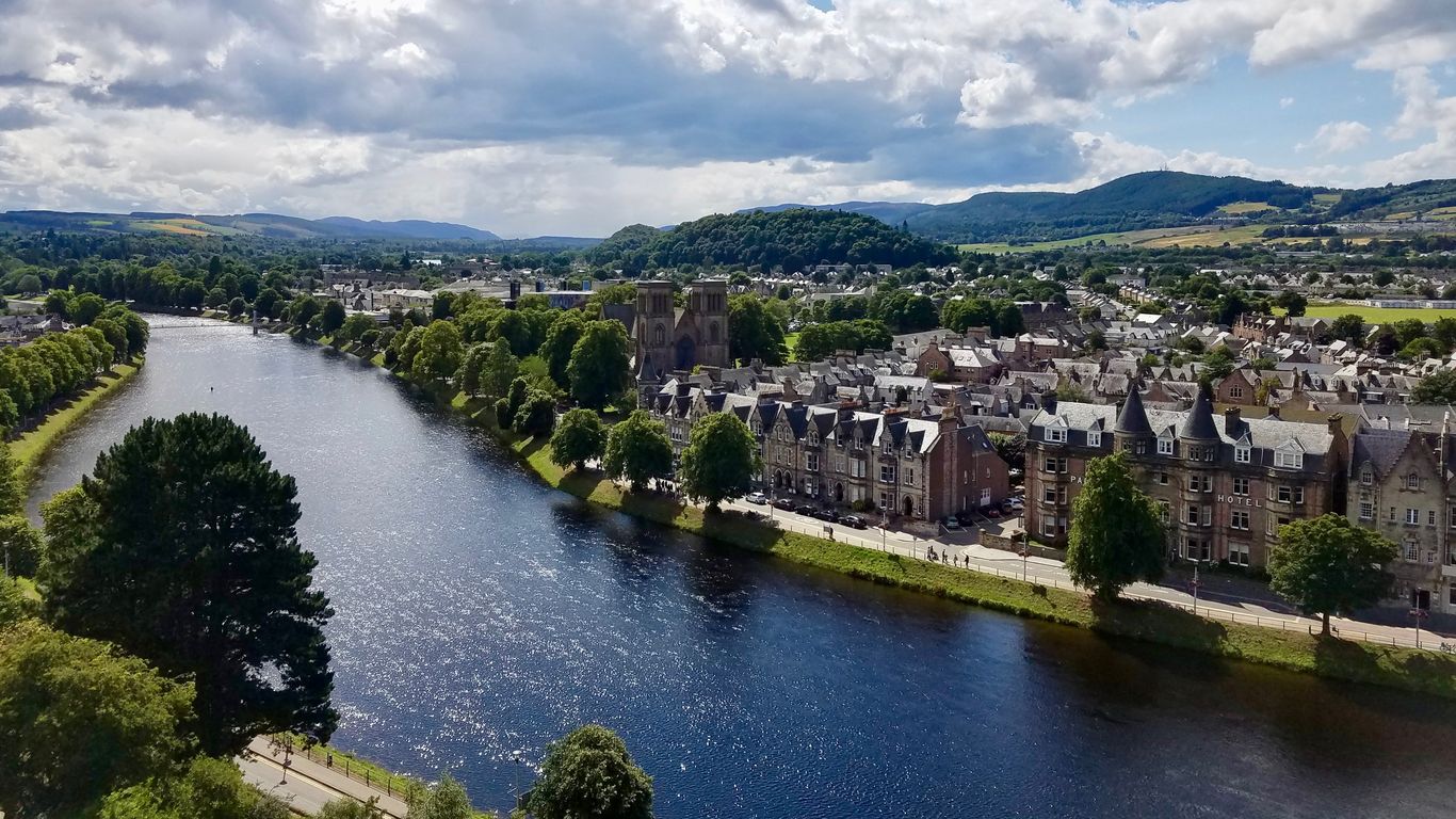 Flüge nach Inverness